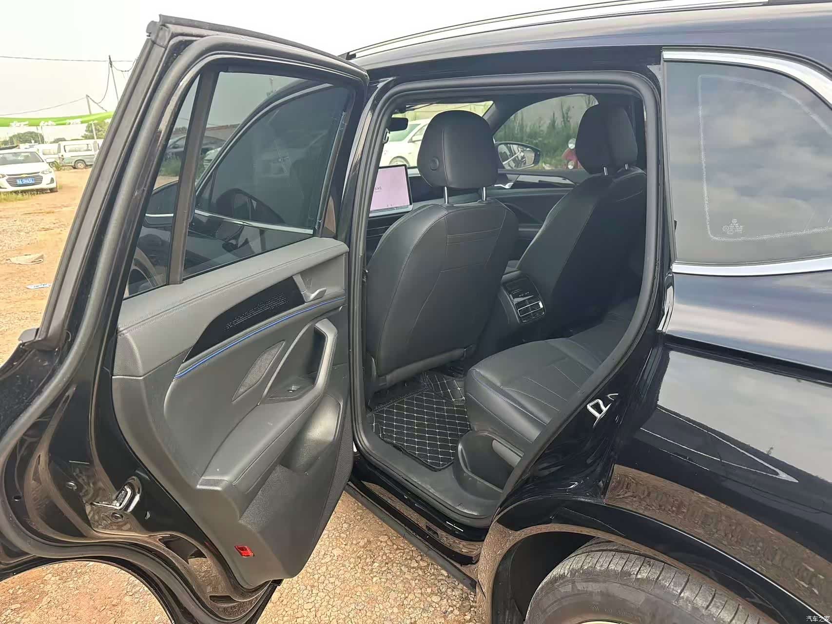 Volkswagen Tiguan L, 2024 все фото