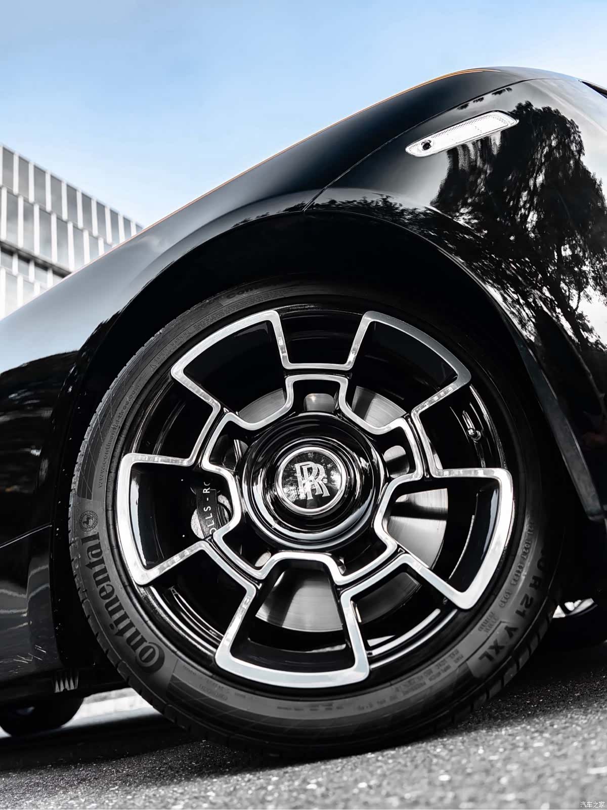 Rolls-Royce Wraith, 2022 4