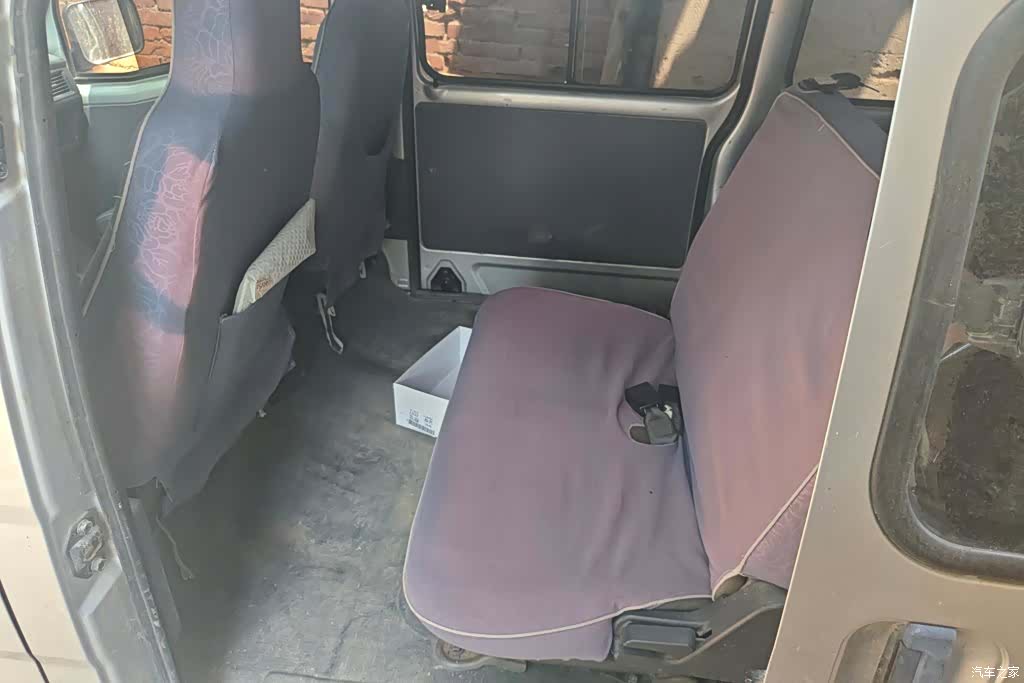 Wuling LSI, 2017 11