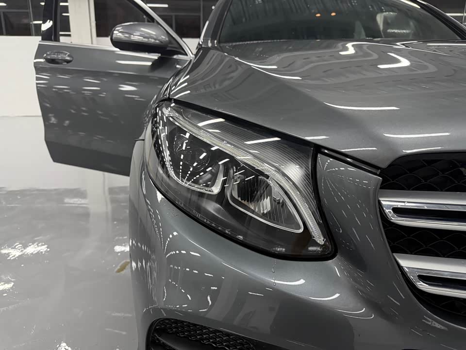 Mercedes-Benz GLC Mercedes-Benz GLC