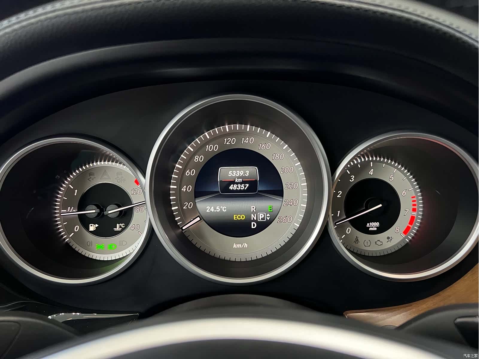 Mercedes-Benz CLS, 2014 25