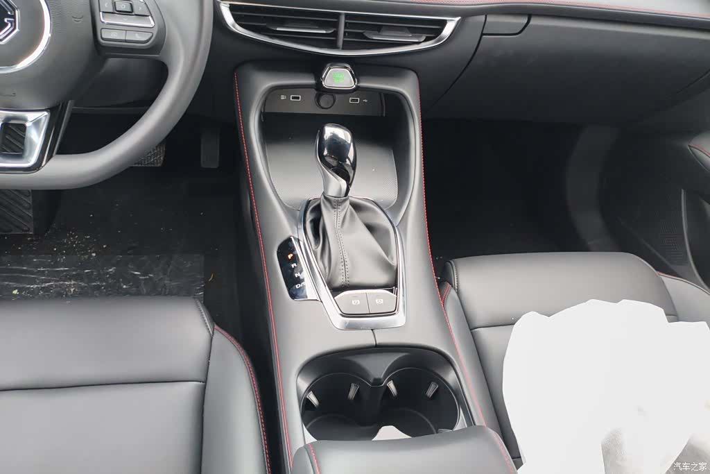 MG MG5, 2026 16