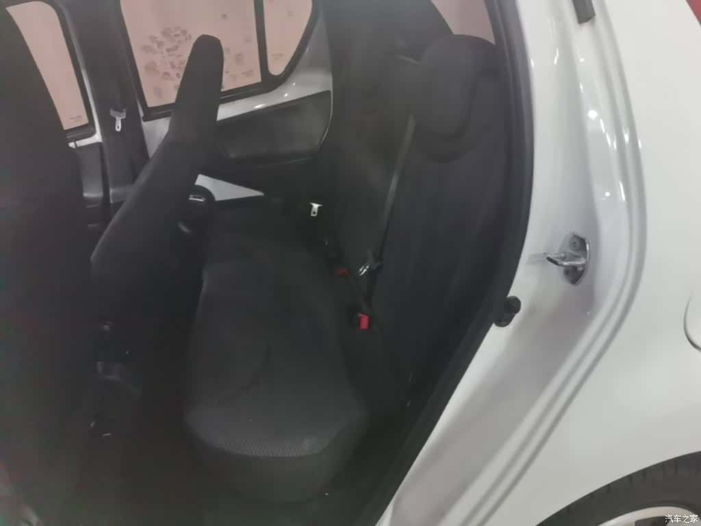 BYD e1, 2019 13