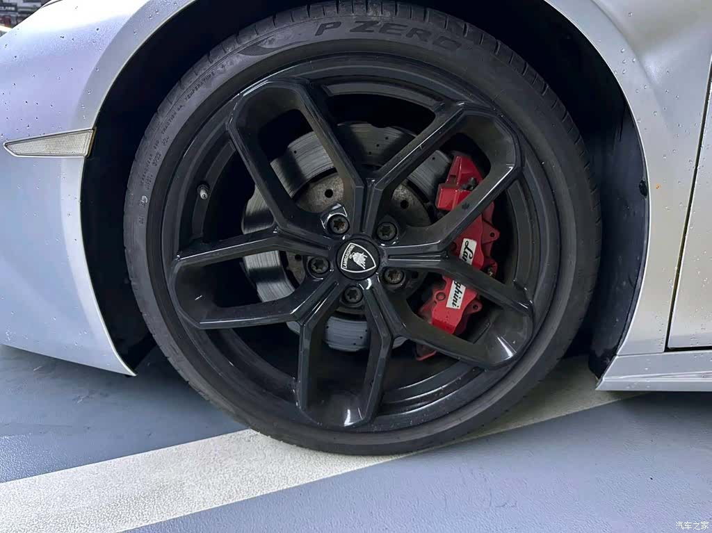Lamborghini Huracán, 2017 все фото