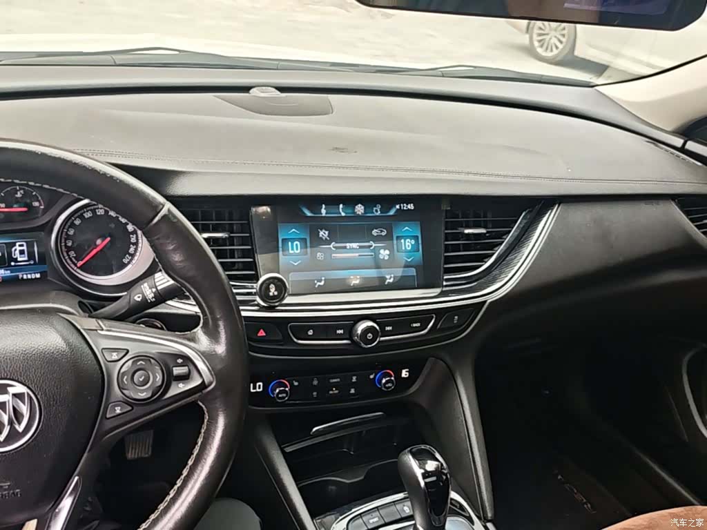 Buick Regal, 2019 10