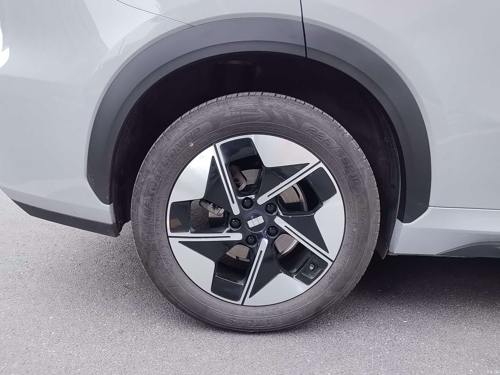 Geely Galaxy E5, 2025 18