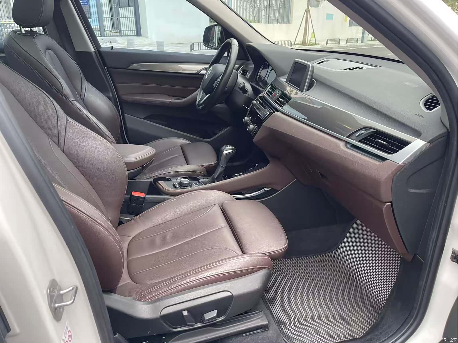 BMW X1, 2019 15