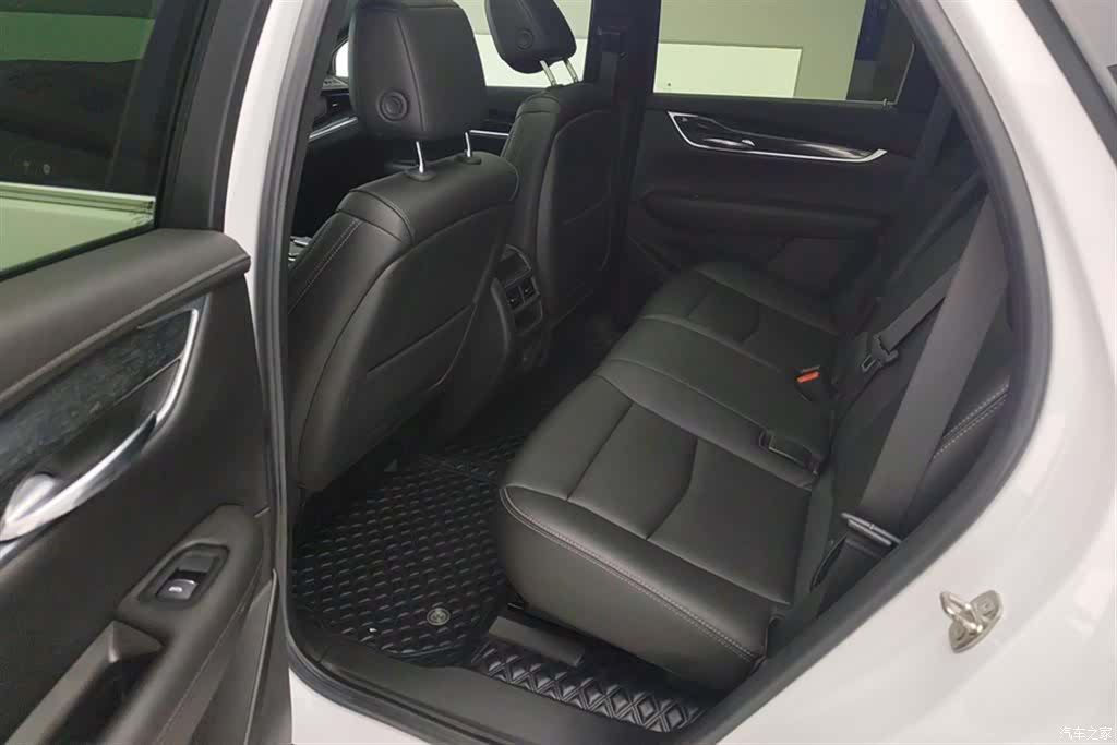 Cadillac XT5, 2023 11