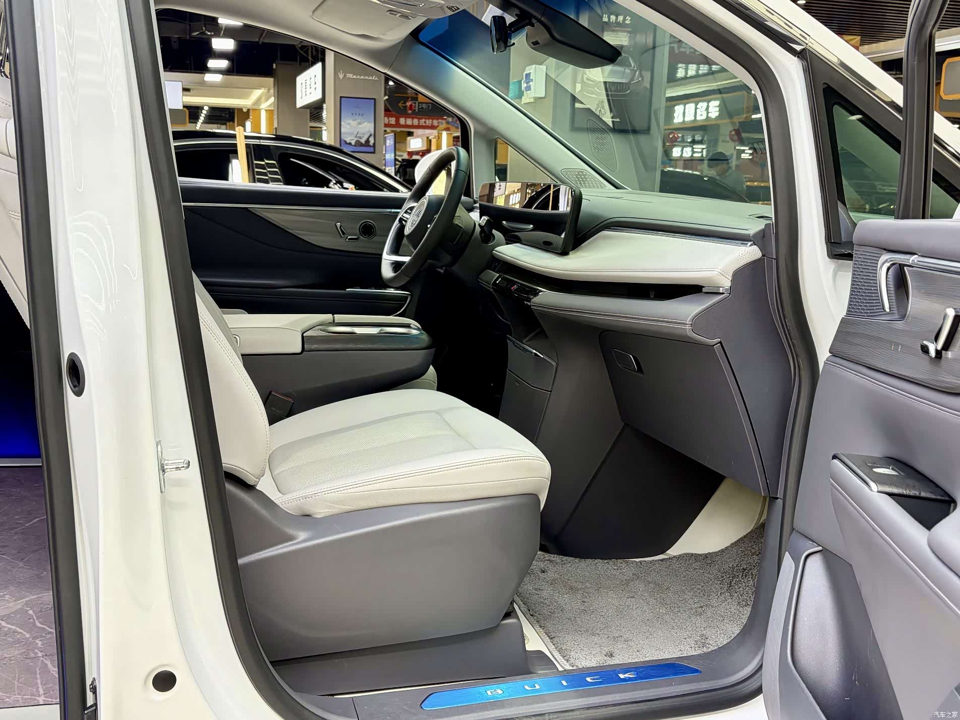 Buick GL8, 2025 21