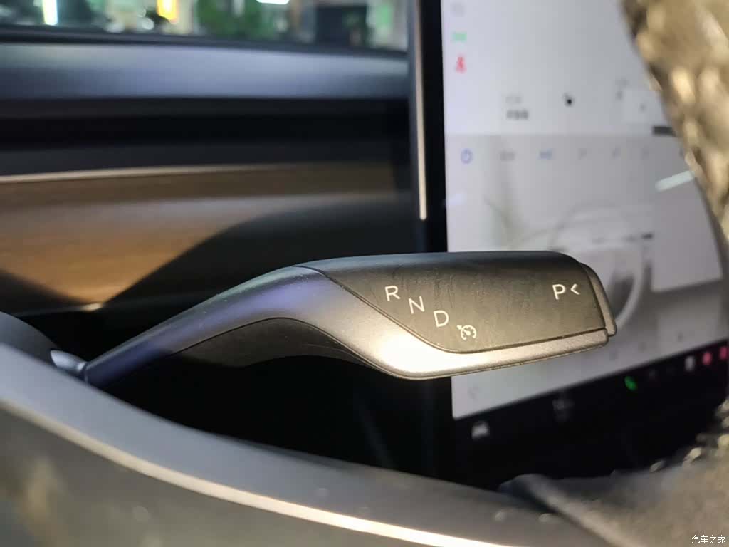 Tesla Model 3, 2020 14