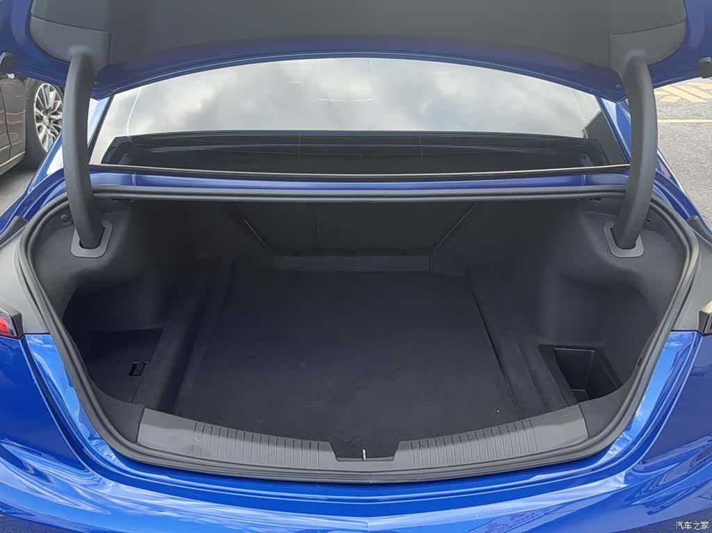 Cadillac CT5, 2021 15