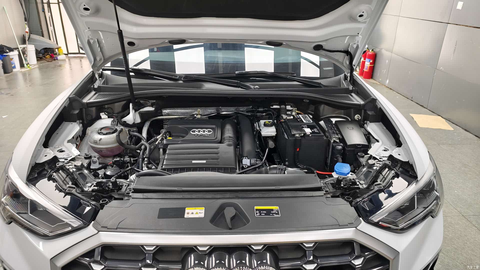 Audi Q3, 2023 17
