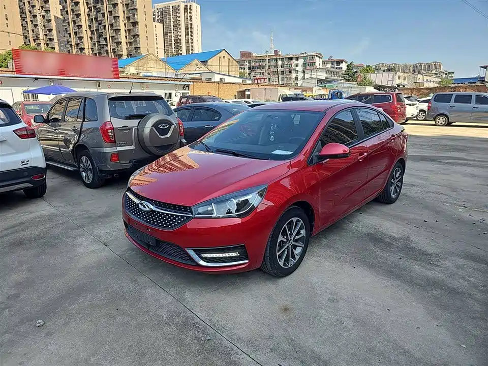 Chery Arrizo 5