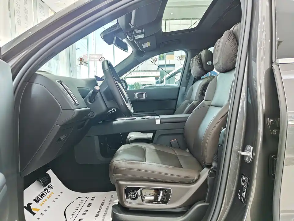 Li Auto Ideal L9