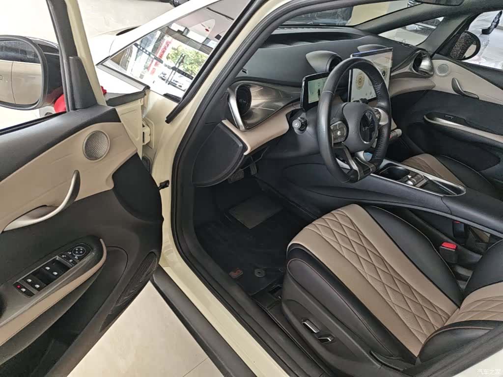 BYD Dolphin, 2023 16