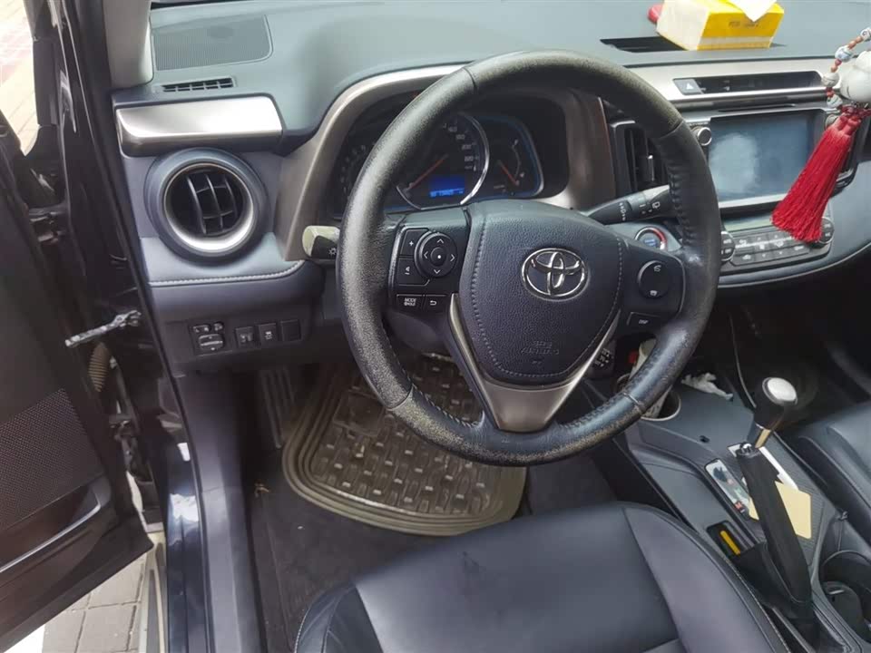 Toyota RAV4 Rongfang