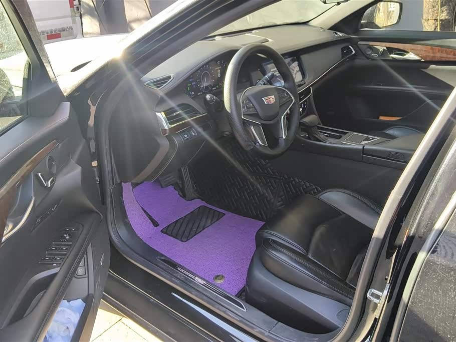 Cadillac CT6 PLUG-IN