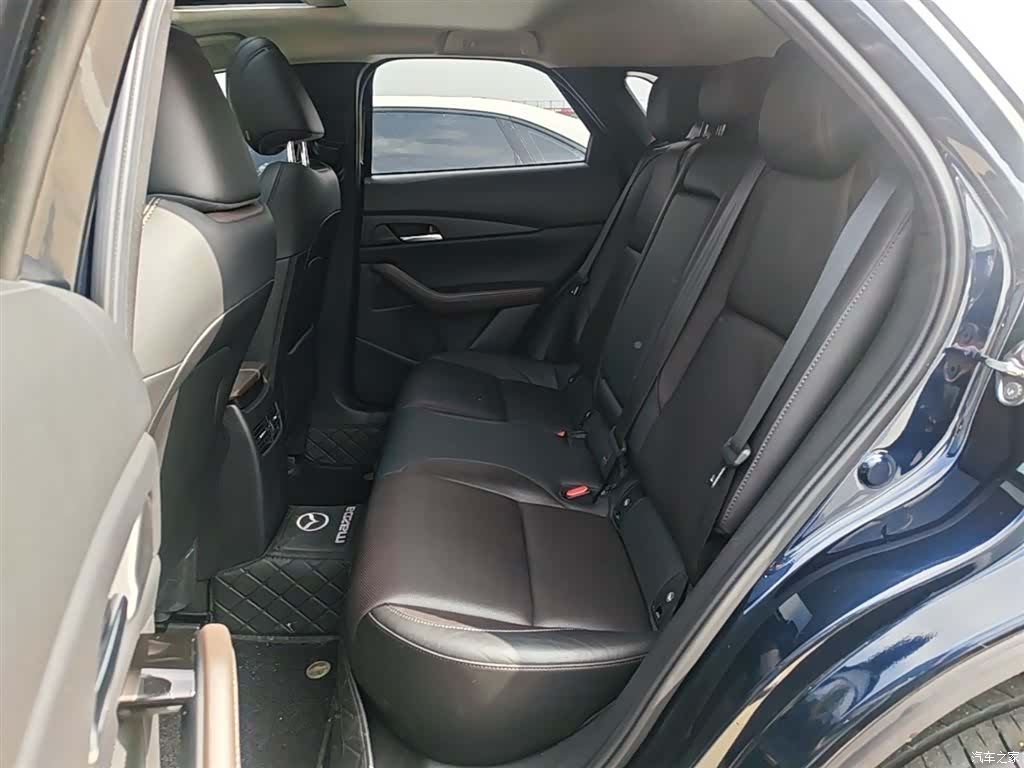 Mazda CX-30, 2021 17