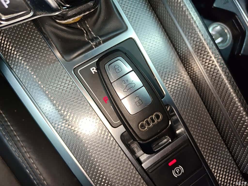 Audi A6L, 2021 15
