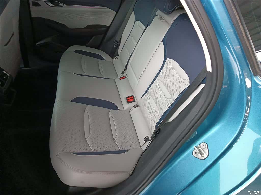 Geely Preface, 2021 17