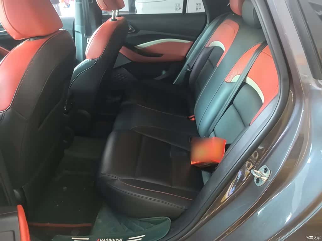 MG MG5, 2023 13