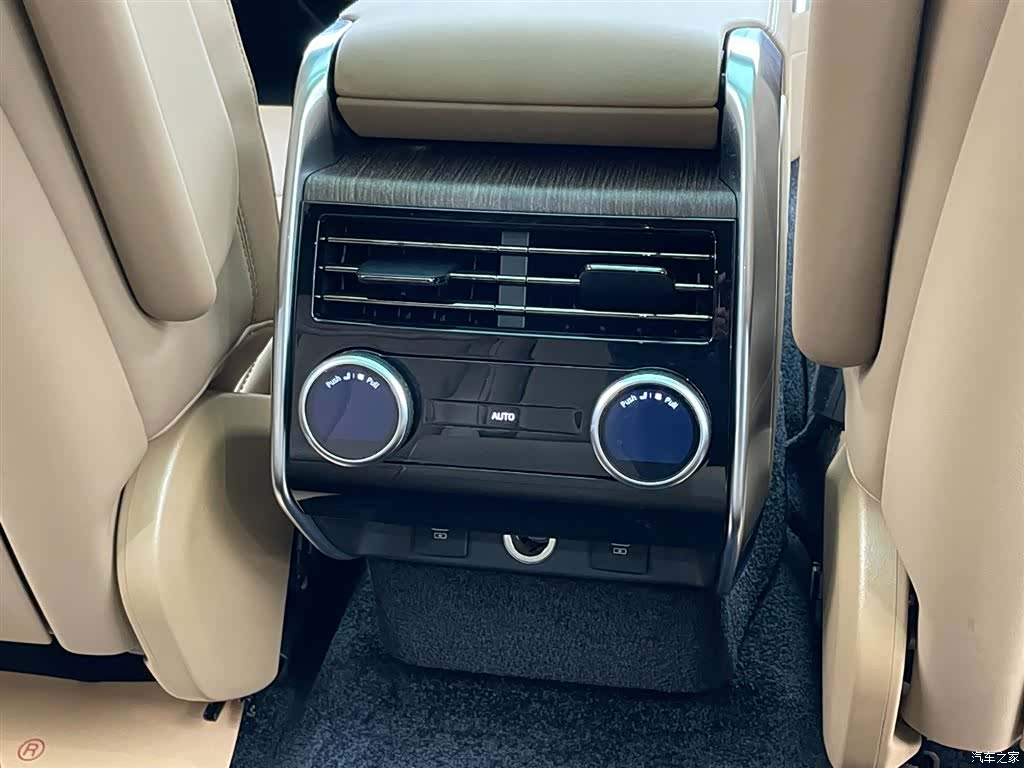 Land Rover Range Rover, 2023 32