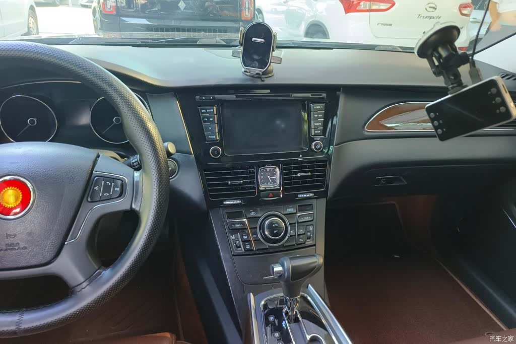 Hongqi H7, 2017 13