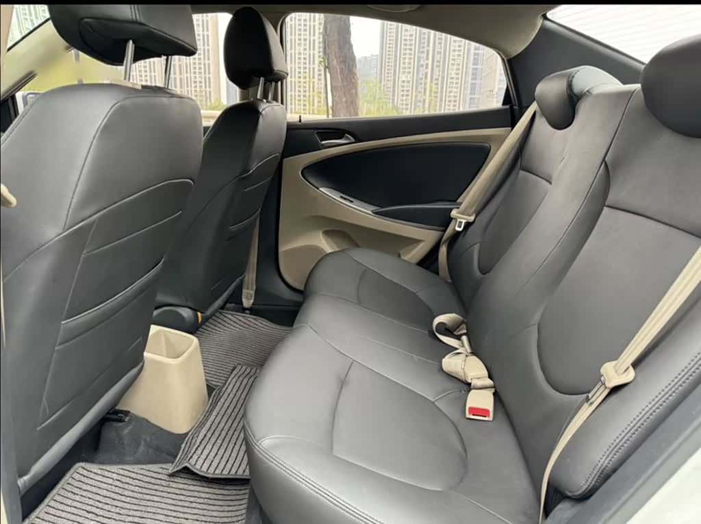 Hyundai GLS, 2016 11