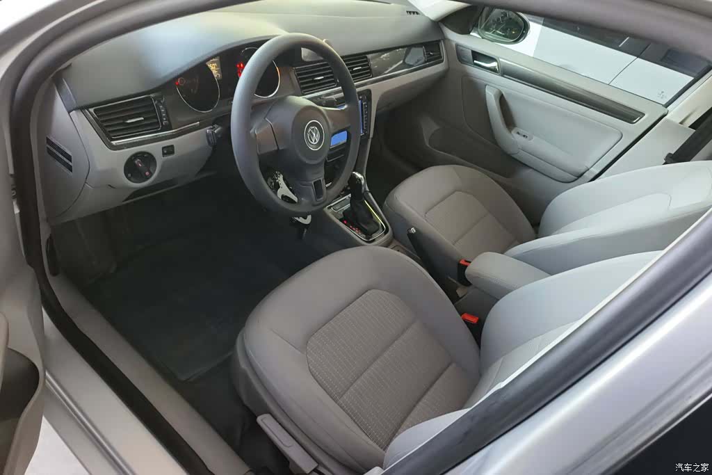 Volkswagen Bora, 2014 9