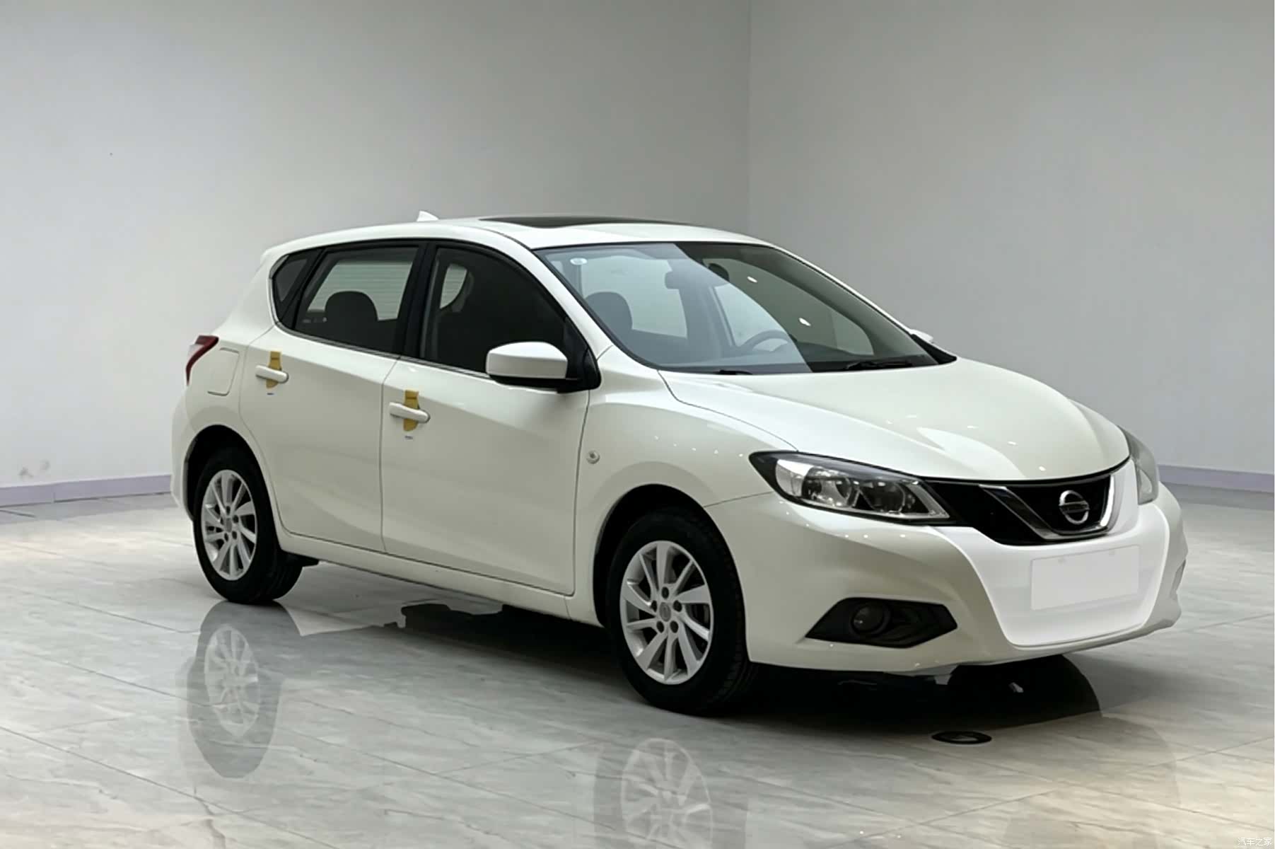 Nissan Tiida, 2017 4