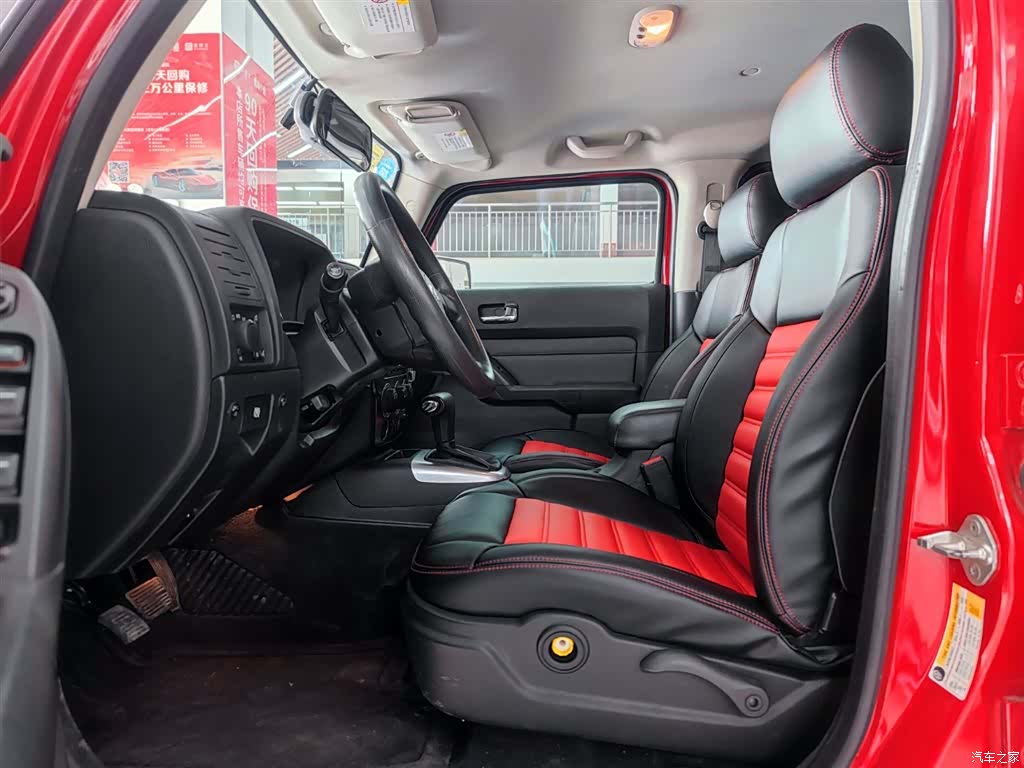 Hummer H3, 2011 6