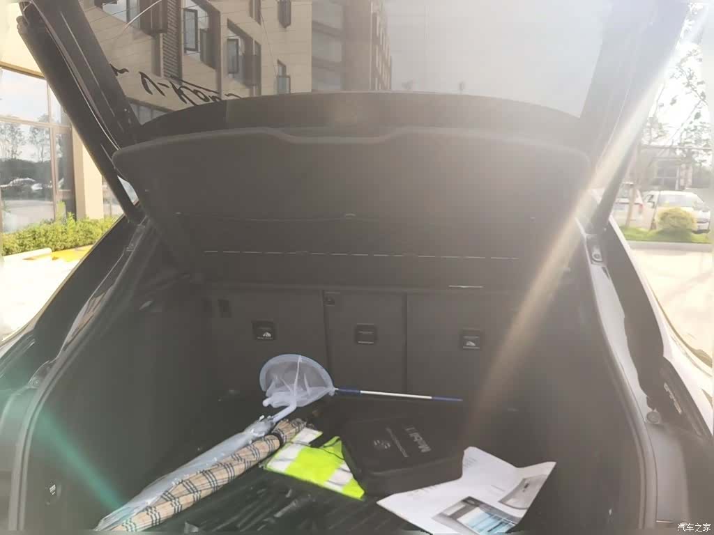 Porsche Macan, 2019 10