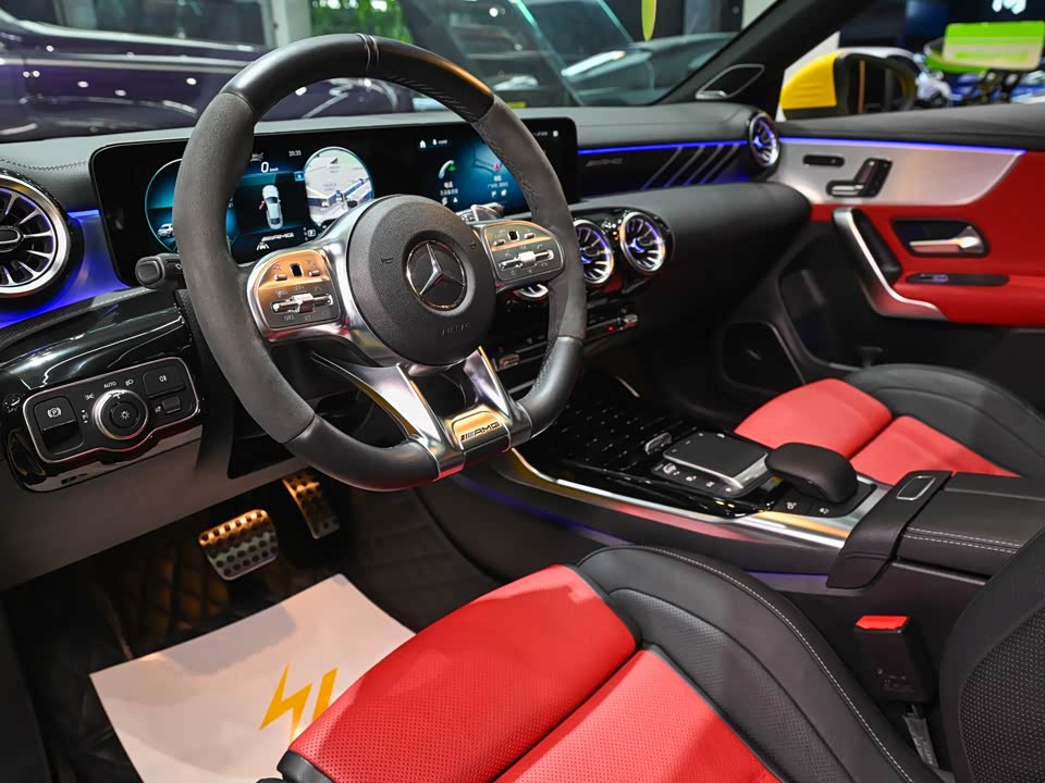 Mercedes-Benz CLA AMG