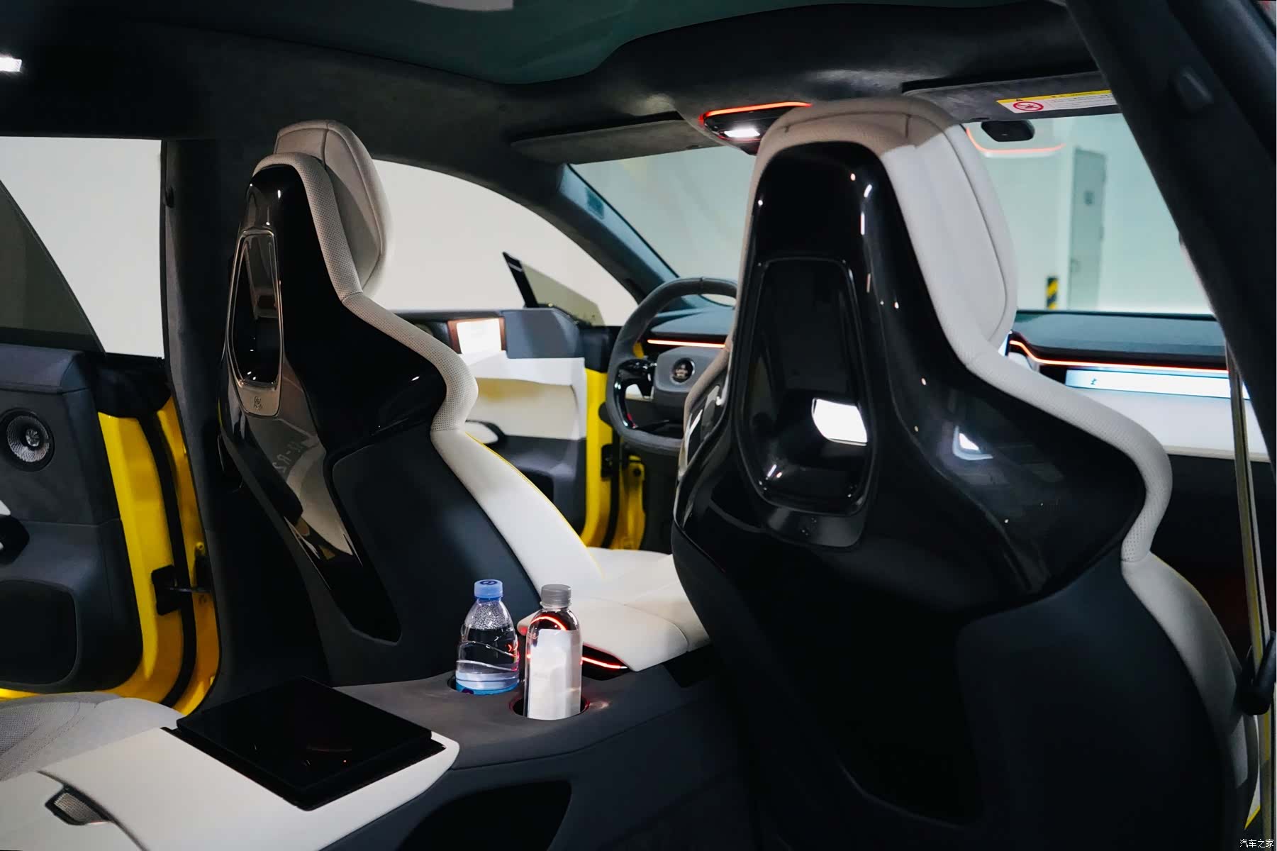 Lotus EMEYA, 2024 14