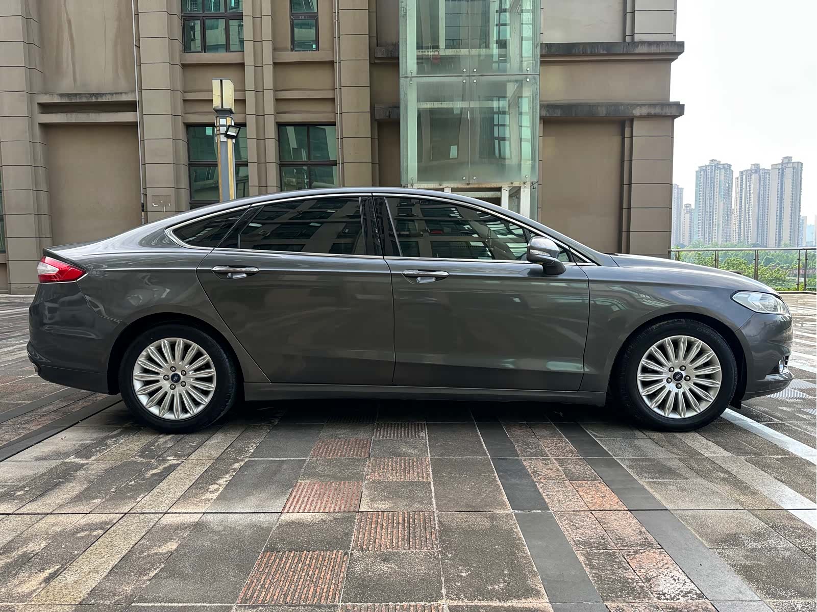 Ford Mondeo, 2014 7