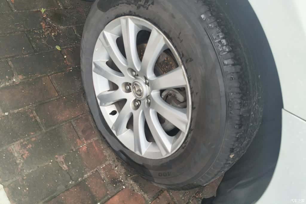 Mazda CX-7, 2015 6