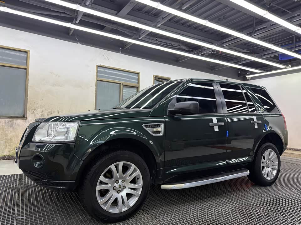 Land Rover Freelander 2
