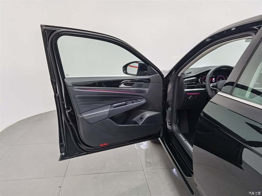 Volkswagen Passat, 2023 8