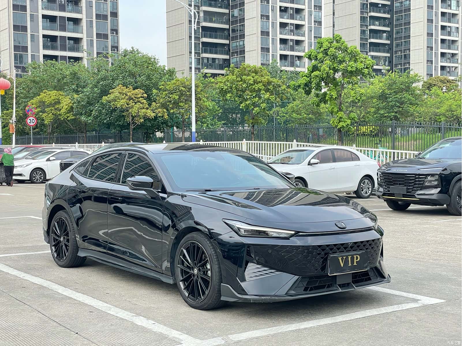 Changan UNI-V, 2024 3