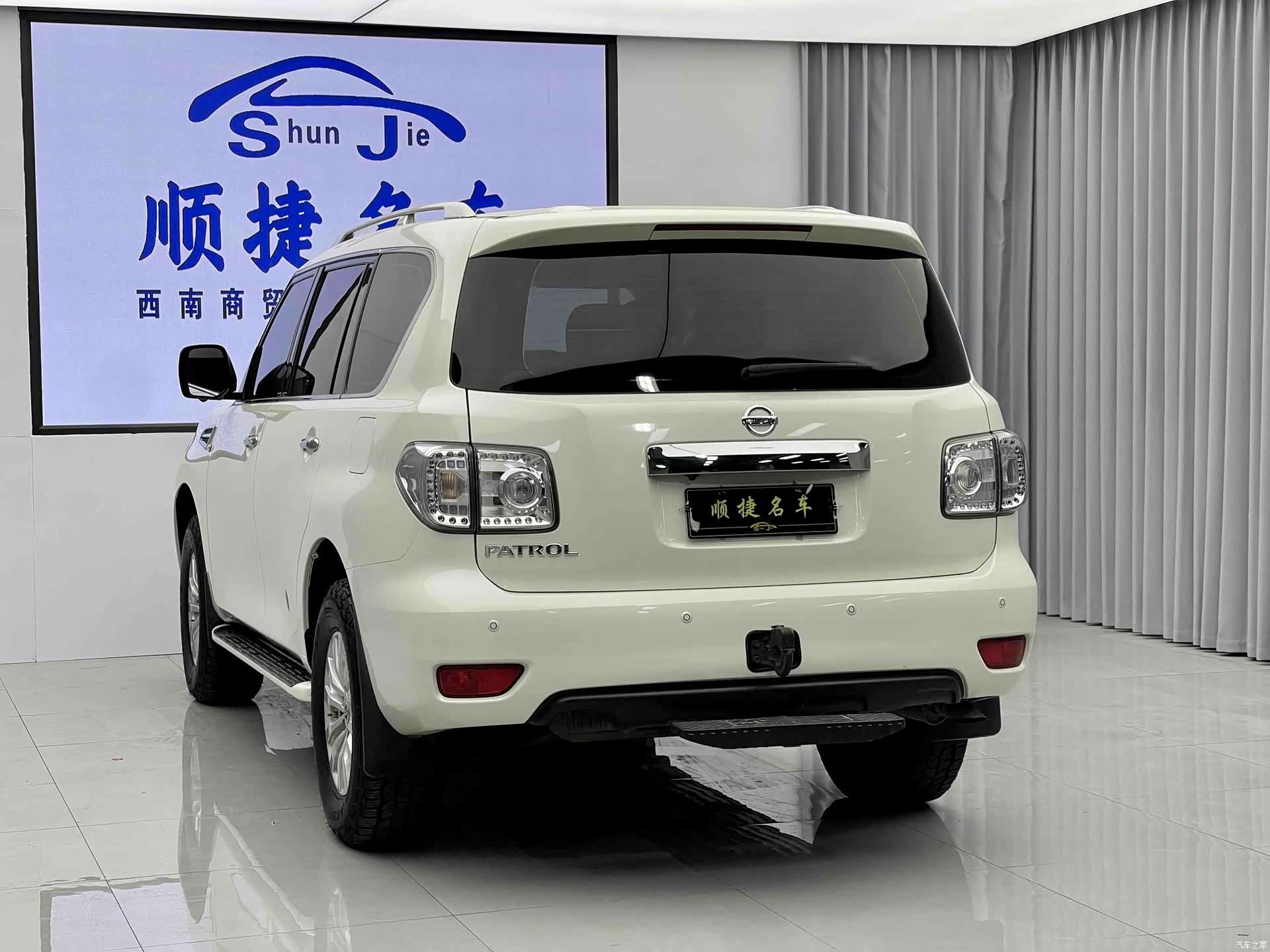 Nissan Patrol, 2017 20
