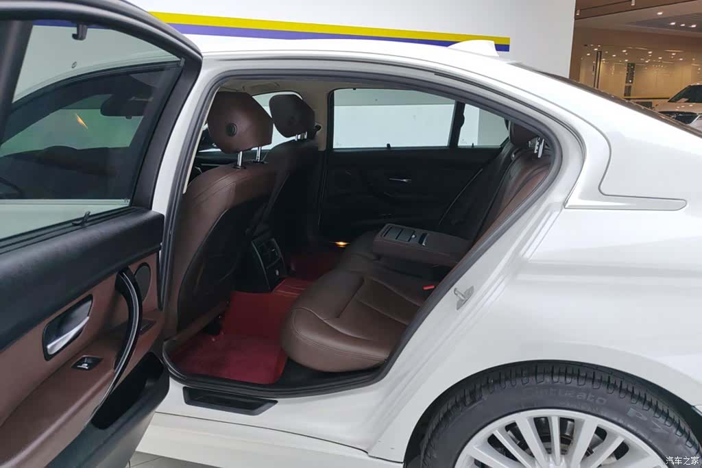 BMW 3 Series, 2018 11