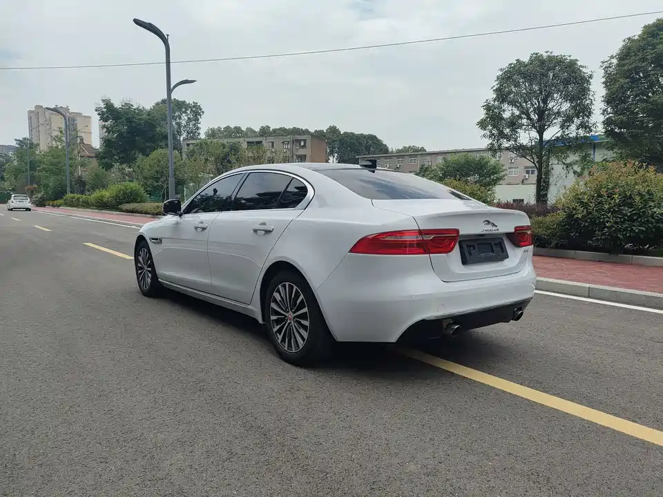 Jaguar XEL