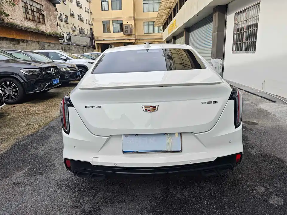 Cadillac CT4