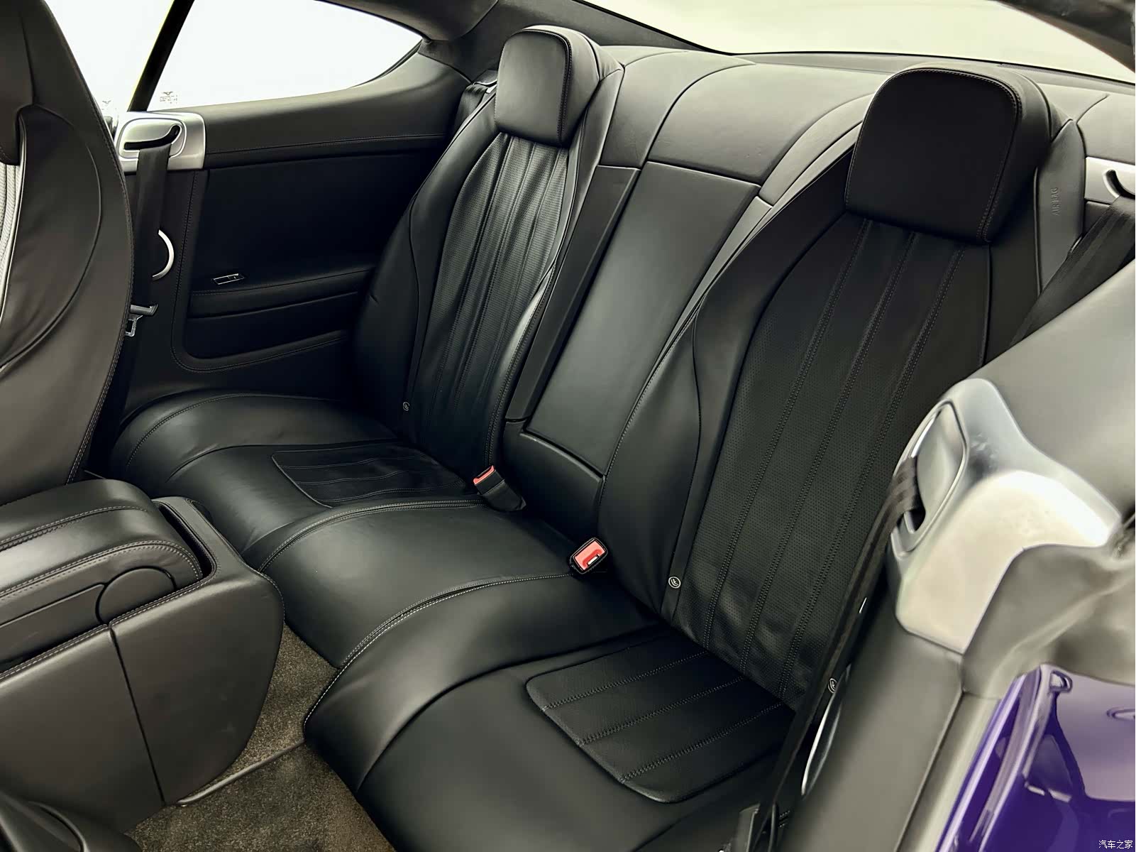 Bentley Continental GT, 2016 все фото