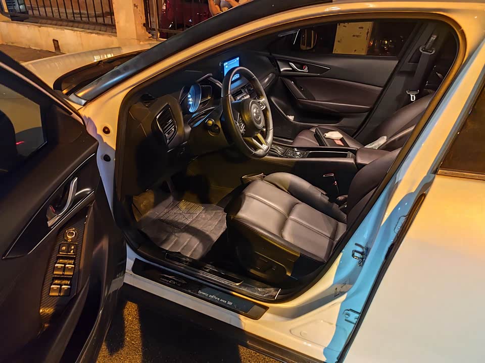 Mazda CX-4