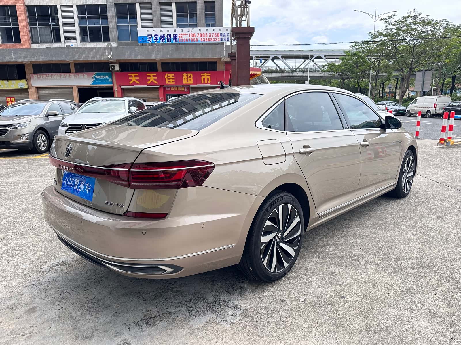 Volkswagen Passat, 2022 6