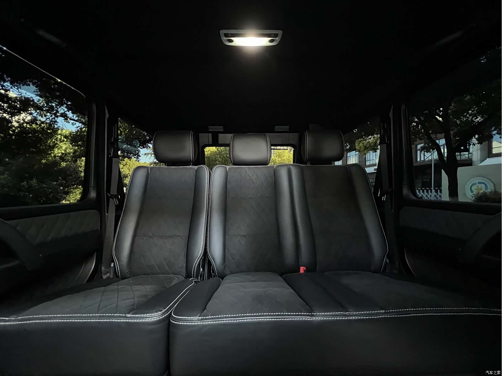 Mercedes-Benz G-Class, 2018 9