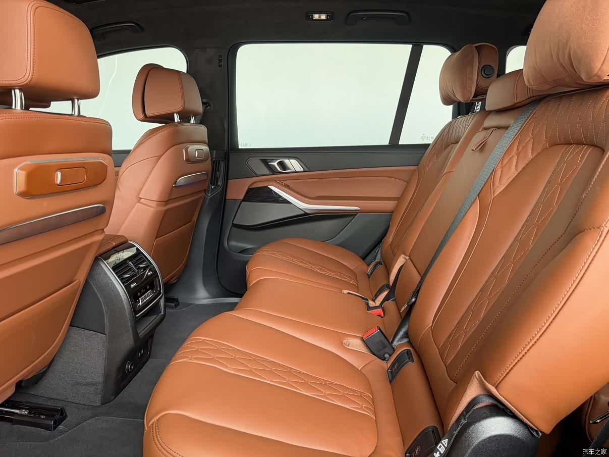 BMW X7, 2025 22