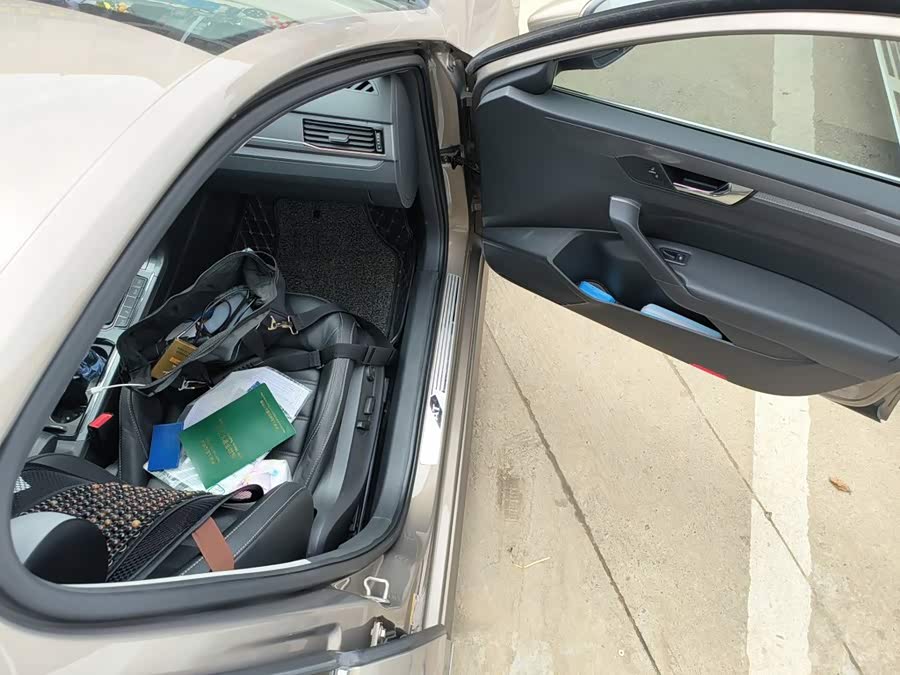 Volkswagen Passat 2017, фото 19