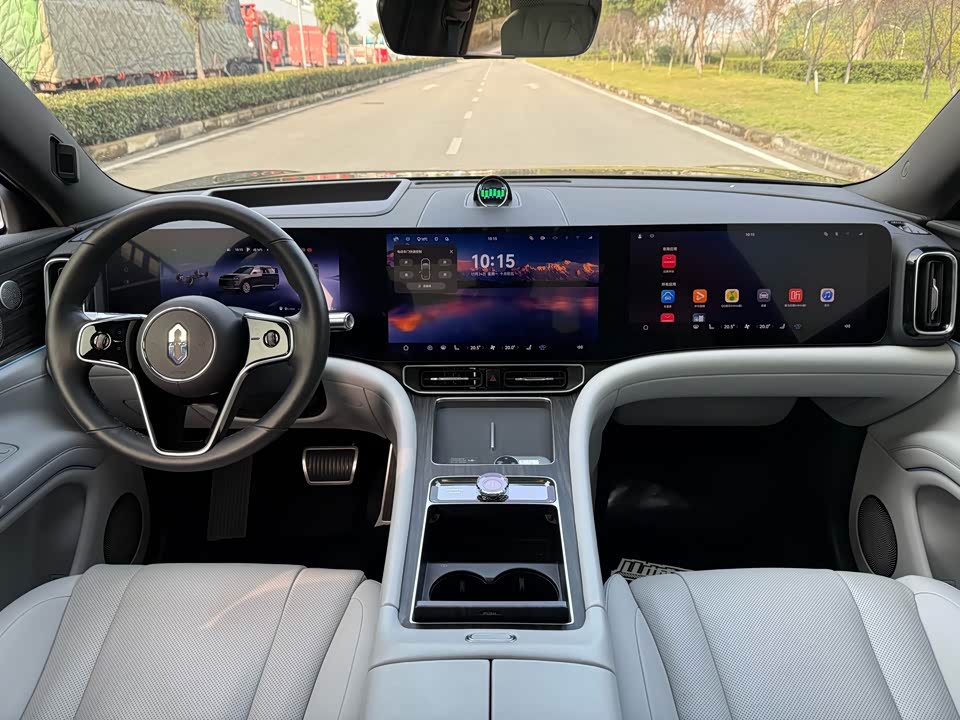 AITO Ask the world M9